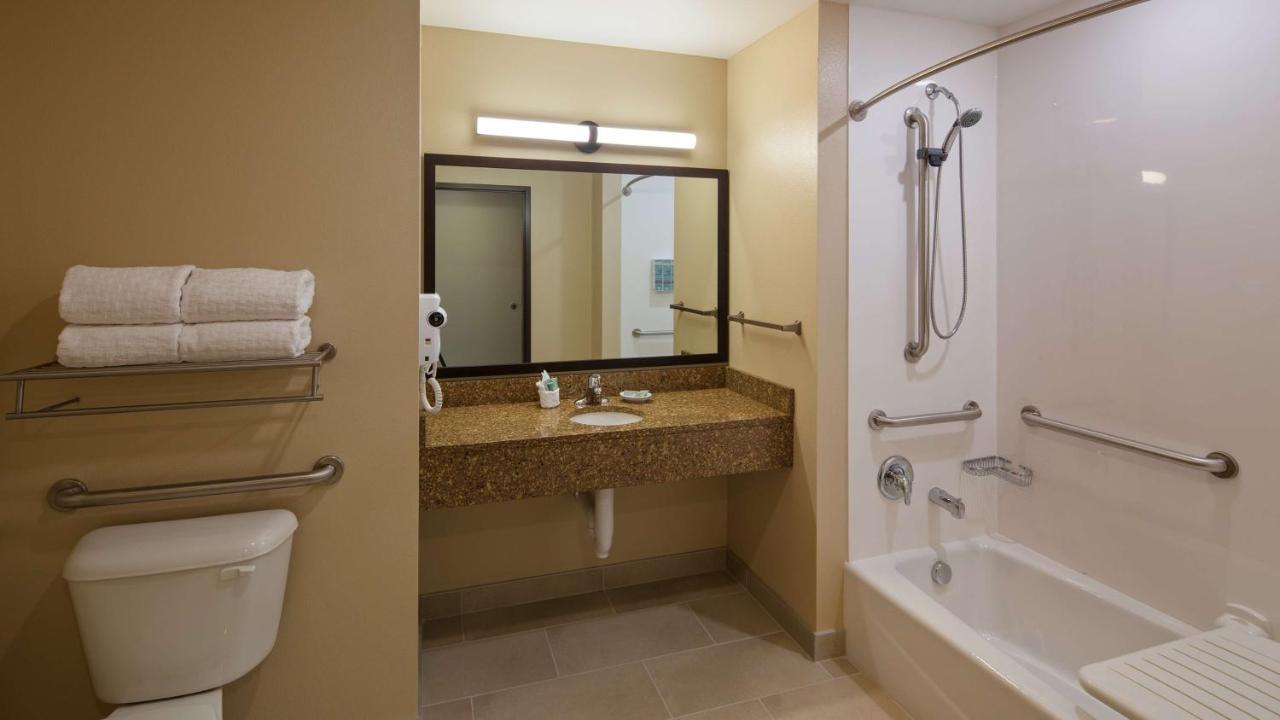 Best Western Bronco Inn Ritzville Экстерьер фото